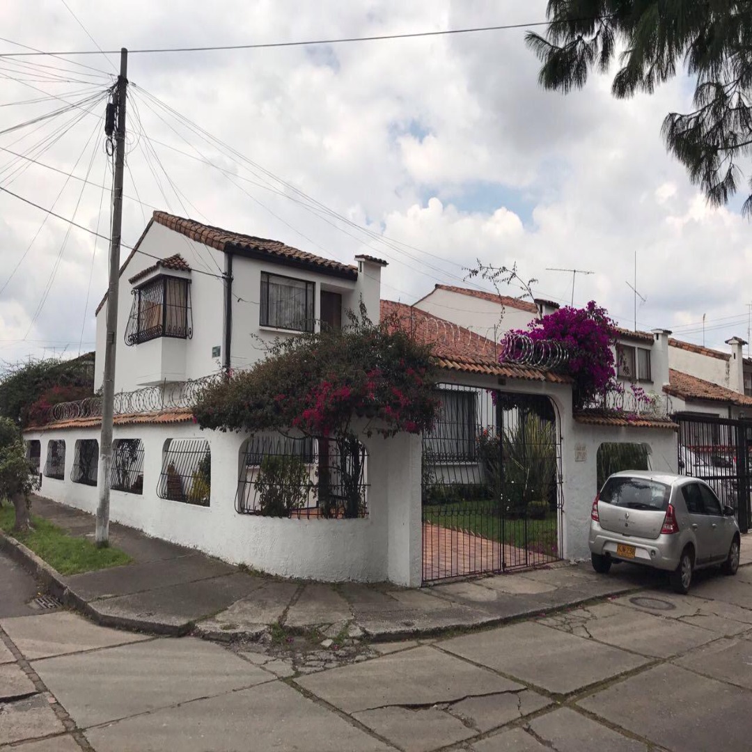 CASA LAS VILLAS 1-convertido-a-1080x1080